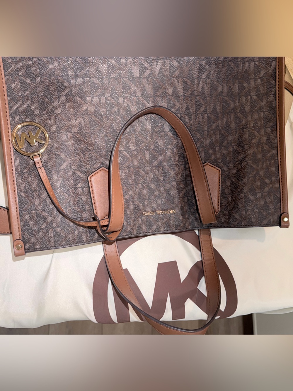 Michael Kors Brown MK Signature Messenger Tote with Tan Trim - Picture 5 of 13